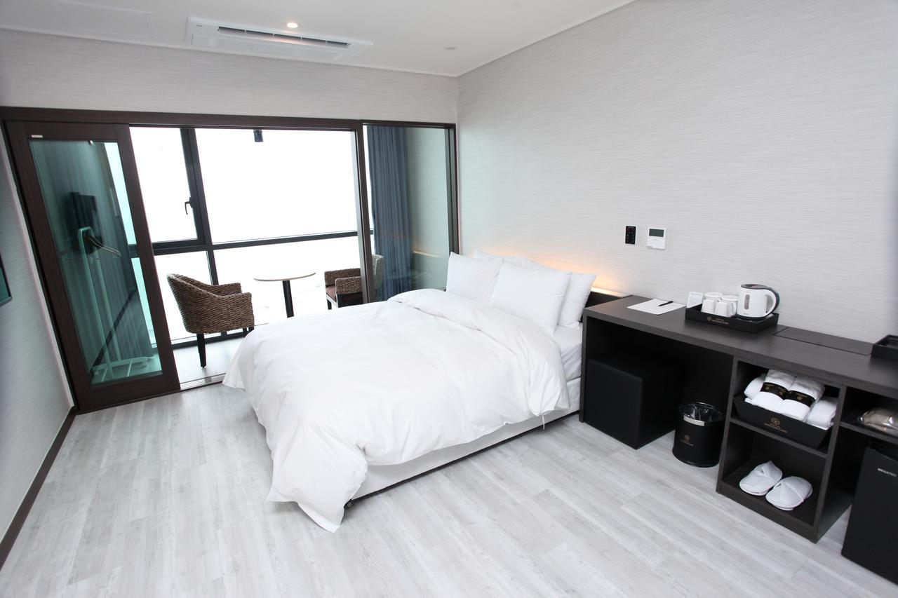 Hotel Wooyeon Flora بوريونغ المظهر الخارجي الصورة