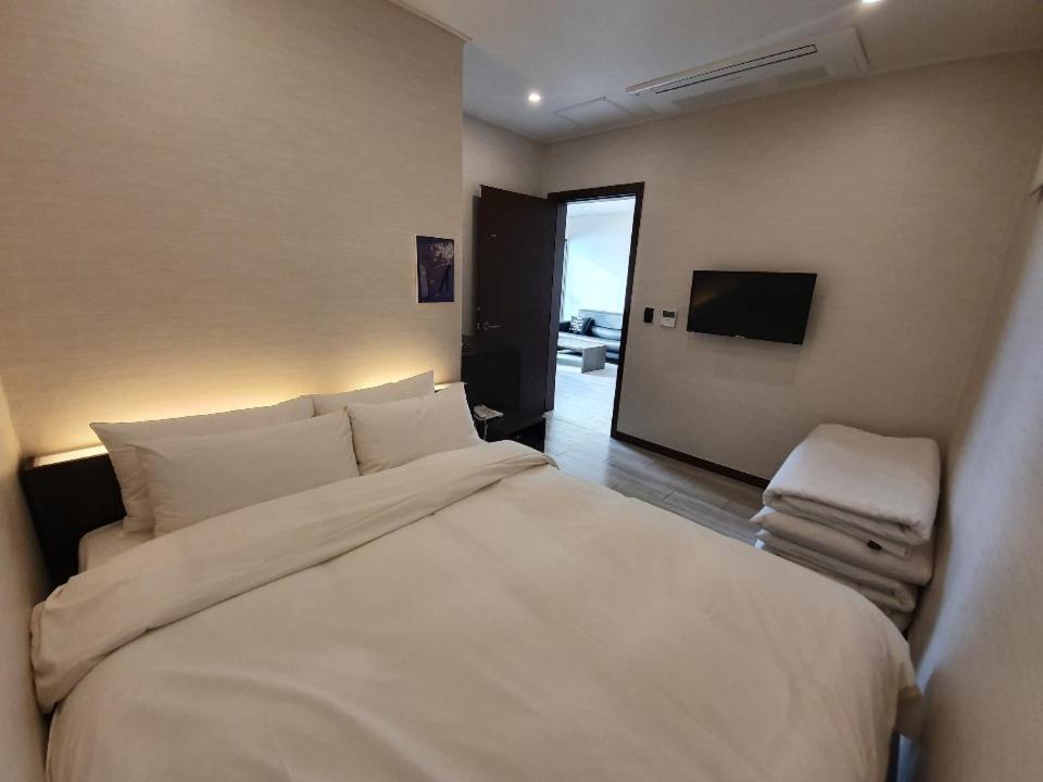 Hotel Wooyeon Flora بوريونغ المظهر الخارجي الصورة